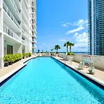 Luxury 2 Bedroom Apartment At Brickell With Pool